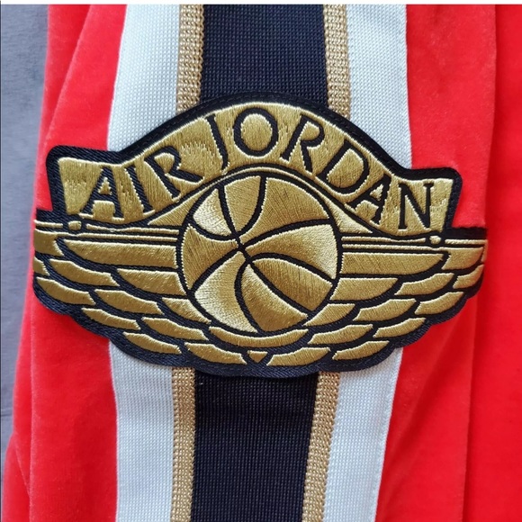 Men Air Jordan Wings Velour Pullover 1/4 Jacket - Picture 4 of 7